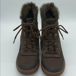 Merrell Mid Lace Sylva Waterproof Boots Size 8